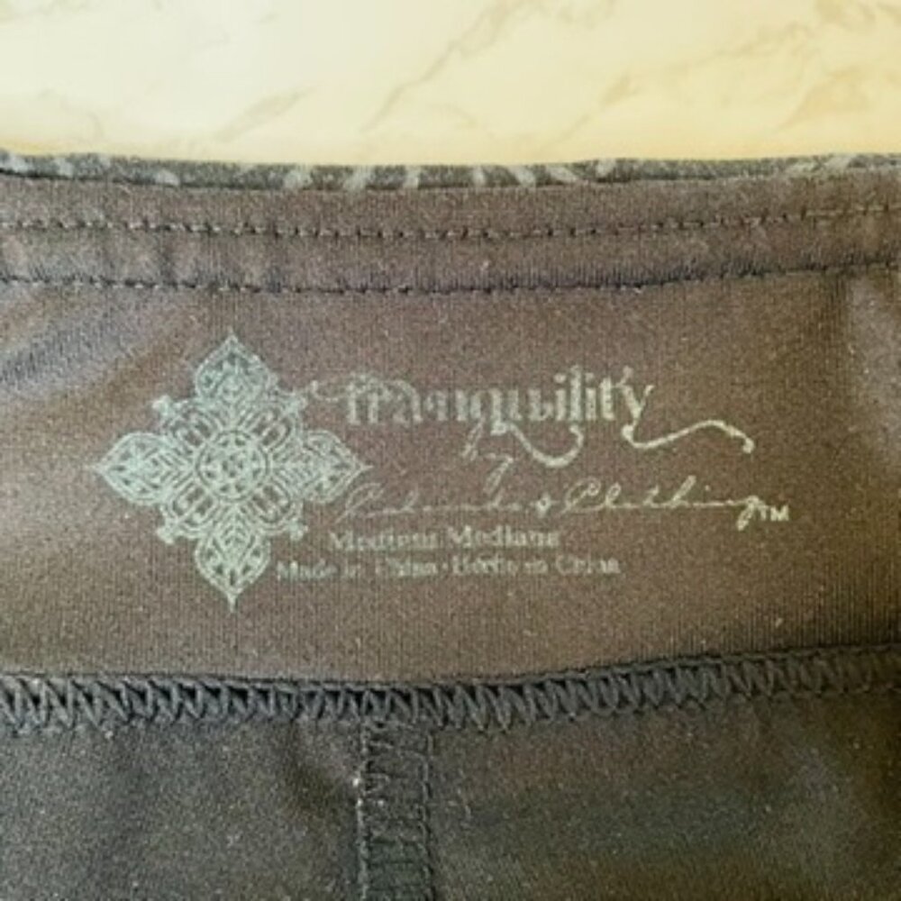 Tranquility Black Gray Mandala Floral Stretchy Skort | Medium - Picture 3 of 6